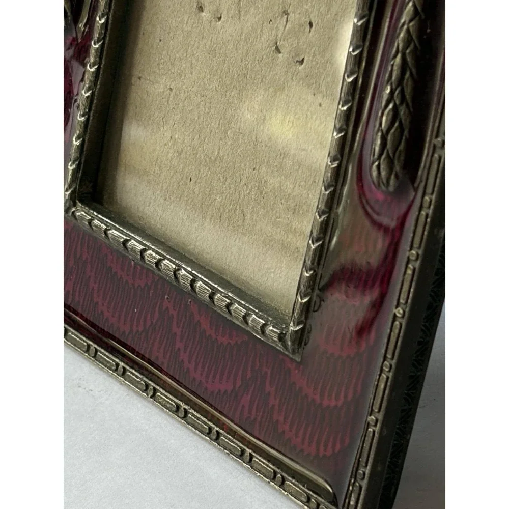 Vintage 1989 Terragrafics magenta/fuchsia Enamel‎ Square Small Picture Frame